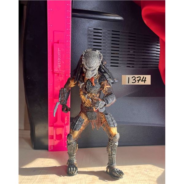 NECA 2008 Stalker Predator movie collectible