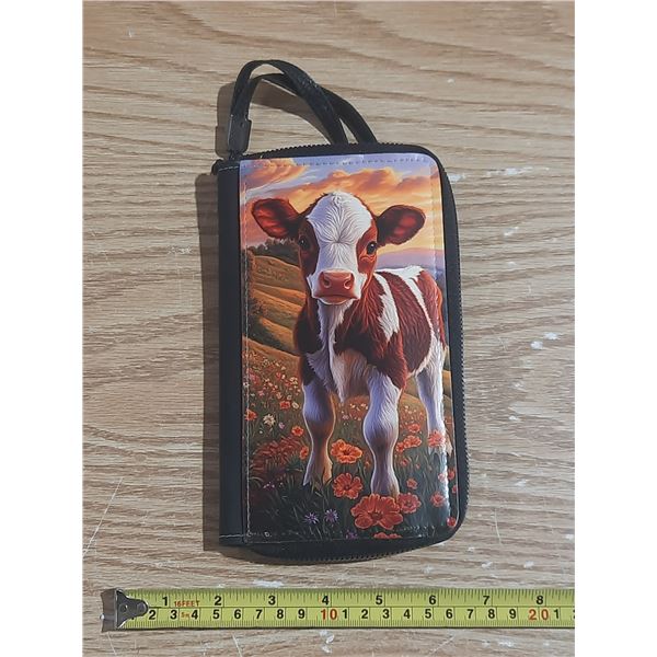Cute Cow Purse. (New)