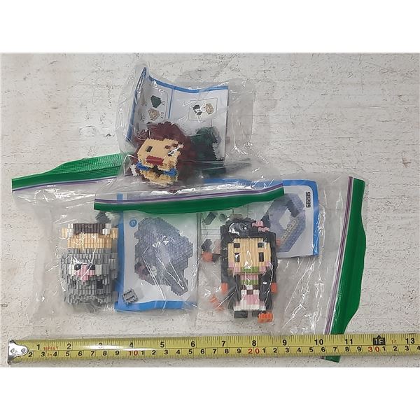 (3) Anime Mini Lego.