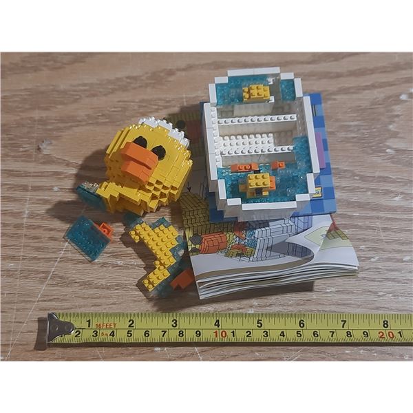 Bathtub Duck Mini Lego, Mouse in X-Mas Sock Mini Lego.