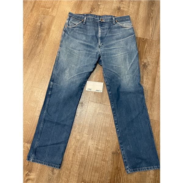 Wrangler Mens - 40 x 34 - copper rivet