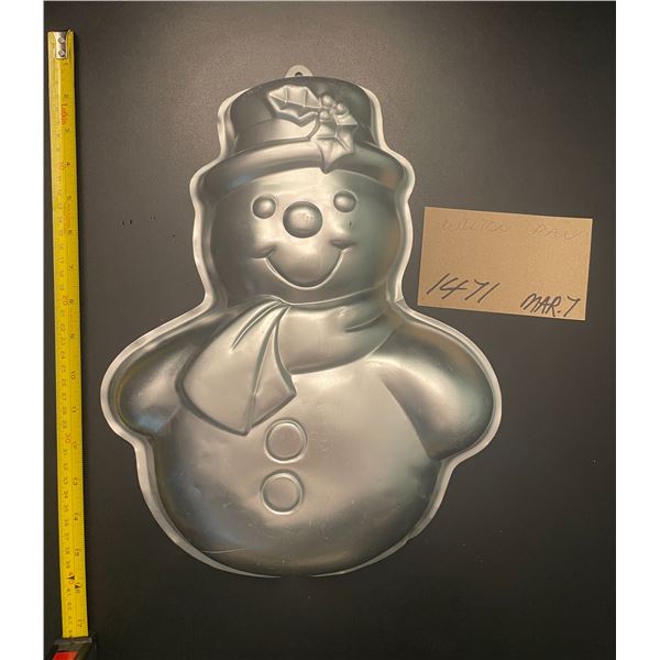 Wilton cake pan - snowman