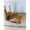 Image 2 : Hand-Turned Wooden Plate and Rolling Pin