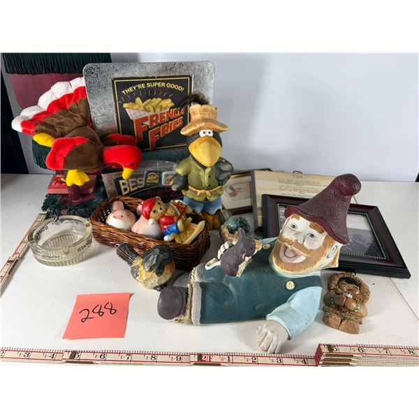 Mixed Decorative Figurines and Small Collectibles