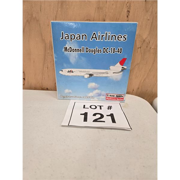 HERPA / JAPAN AIRLINES MCDONNELL DOUGLAS DC-10-40 (1:400) [DIE-CAST]