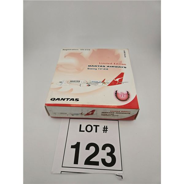HERPA / QANTAS AIRWAYS BOEING 737-838 LIMITED EDITION (1:400) [DIE-CAST]