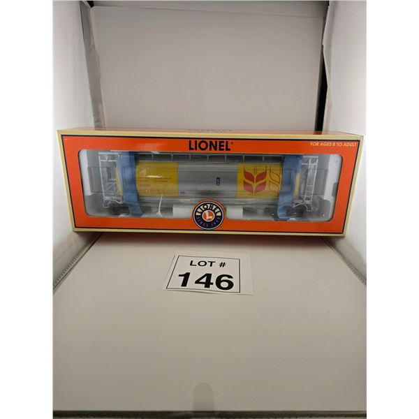 LIONEL / GOVERNMENT OF CANADA TANK CAR [DIE-CAST]