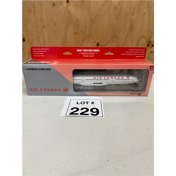 HOGAN / AIR CANADA AIRBUS A340-300 (1:200) [DIE-CAST]