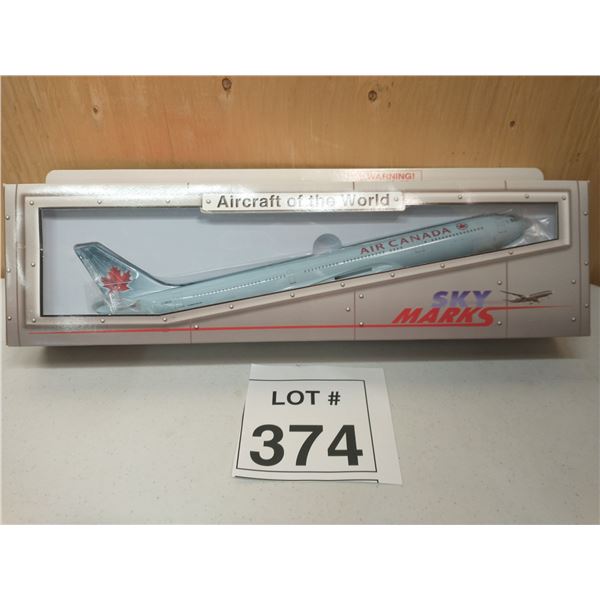 SKY MARKS / AIR CANADA AIRBUS A340-500 (1:200) [DIE-CAST]