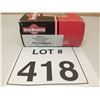 Image 2 : INTERMOUNTAIN / R-40-23 REFRIGERATOR CAR PFE BLACK & WHITE (HO SCALE)