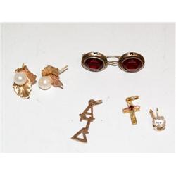 14K & 10K Gold Pendants & Earrings