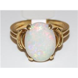 18K Gold Ring W/Australian Fire Opal