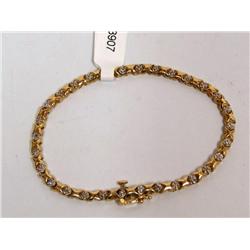 10K Gold & 1/2ctw Diamonds Bracelet