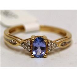 14K Gold Ring With Tanzanite & Diamonds