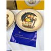 Image 4 : Hummel Collectors Plates & Decor