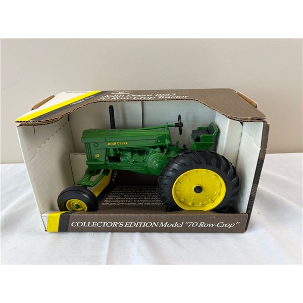 John Deere 1953 70 Row-Crop Tractor
