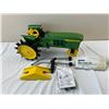 Image 1 : John Deere Metal Traveling Sprinkler