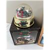 Image 2 : Ertl Scale Collectables
