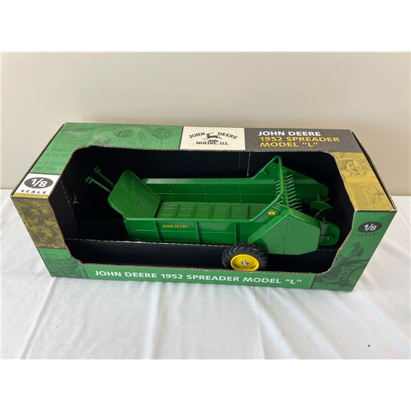John Deere 1952 Spreader Model "L"