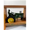 Image 4 : ERTL John Deere 40th Anniversary Commemorative Tractor