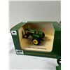 Image 3 : John Deere Scale Farm Equipment