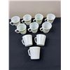 Image 1 : Set of Pyrex Mugs