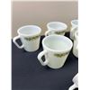 Image 4 : Set of Pyrex Mugs
