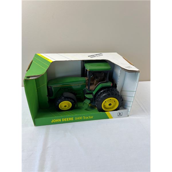 John Deere 8400 Tractor