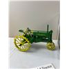 Image 4 : John Deere The Model A Tractor