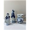 Image 2 : Blue & White Ceramics
