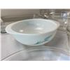 Image 7 : Glass Baking Dishes and Mixing Bowls