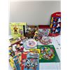 Image 1 : Disney & Looney Tunes Collectibles