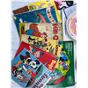 Image 9 : Disney & Looney Tunes Collectibles