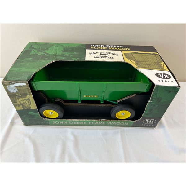 John Deere Flare Wagon