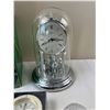 Image 3 : Variety of Clocks