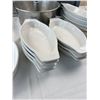 Image 3 : Baking Dishes and Cooling Racks