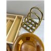 Image 6 : Kitchen Decor and Servingware