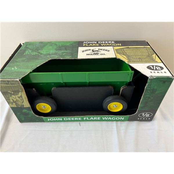 John Deere Flare Wagon