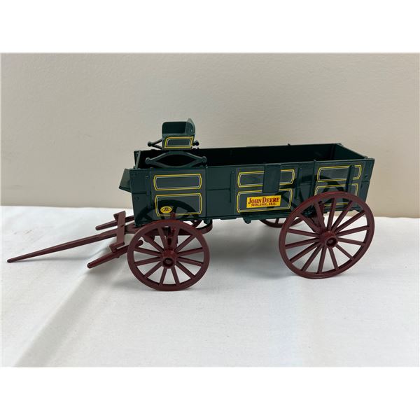 John Deere Wagon