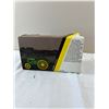Image 4 : ERTL John Deere Model "GP" Standard Tractor