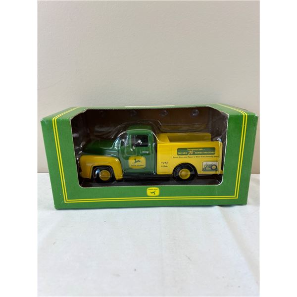 ERTL John Deere Ford Pickup Truck