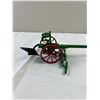 Image 6 : John Deere Die-Cast Plow