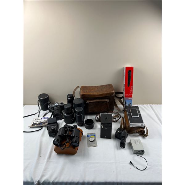 Vintage Cameras & Accessories
