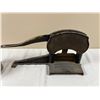 Image 5 : Cast Iron Tobacco Cutter