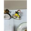 Image 9 : Assorted Salt & Pepper Shakers