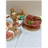 Image 2 : Salt & Pepper Shakers and Decor