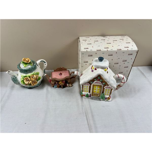 Decorative Teapots