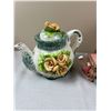 Image 2 : Decorative Teapots