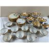 Image 1 : Iridescent China Set
