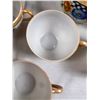 Image 8 : Iridescent China Set